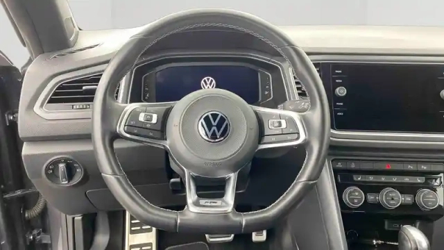 Volkswagen T-Roc cabriolet 1.5 tsi evo 150 start/stop dsg7 — photo 18