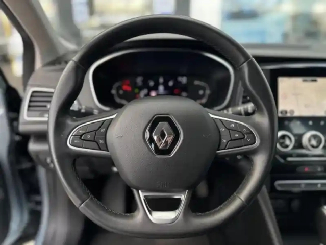 Renault Megane iv evolution blue dci 115 — photo 33