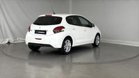 Peugeot 208 1.2 PureTech 82ch E6.c Signature 5p — photo 5