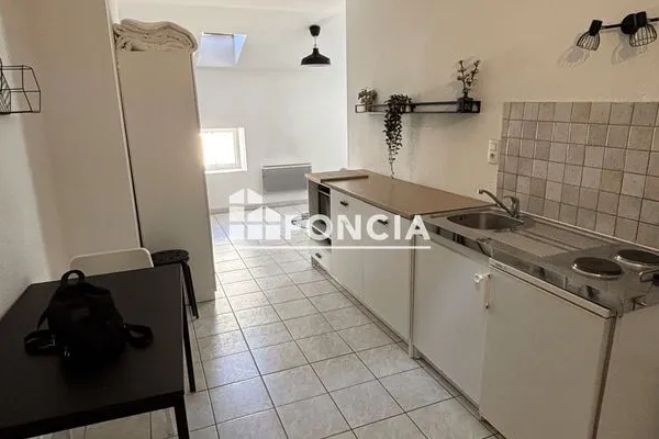 Studio 1 pièce 29 m²
