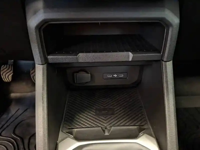 Dacia Duster eco-g 100 — photo 25