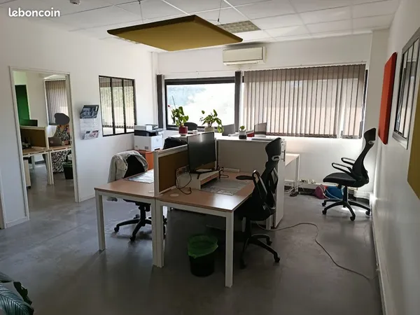 101 m2 de bureaux de standing ZA des PlAYES
