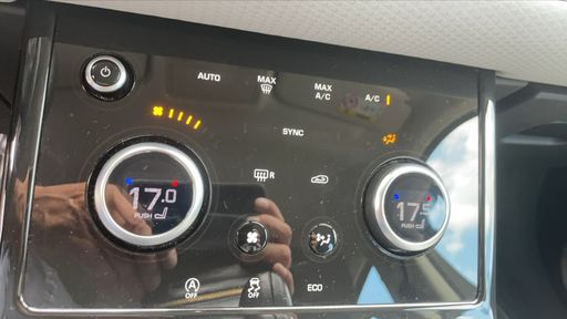 Land Rover Evoque 2.0 TD4 150 BVA6 - S – 2020 – 78700 km – Diesel – Boîte Manuelle — photo 12