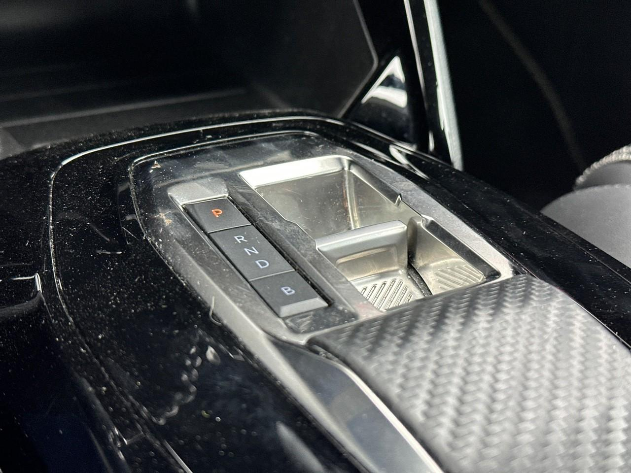 Peugeot 208 electrique 50 kwh 136ch gt — photo 30