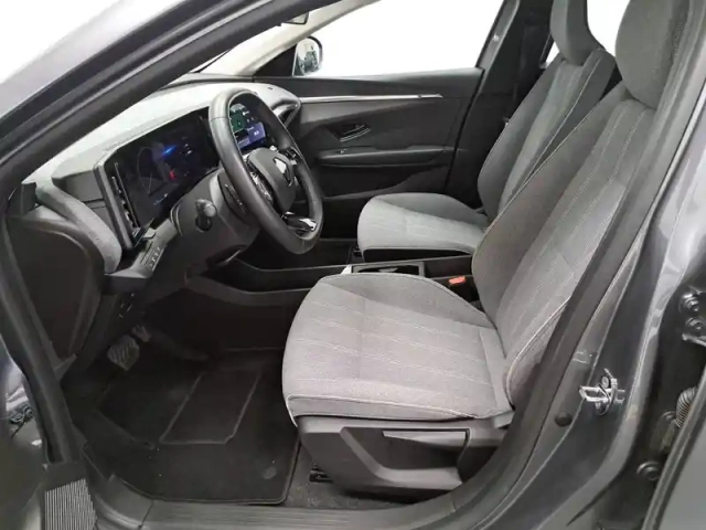 Renault Megane e-tech ev60 220 ch super charge — photo 27
