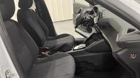 Peugeot 2008 1.2 Hybrid 145ch Style e-DCS6 — photo 15