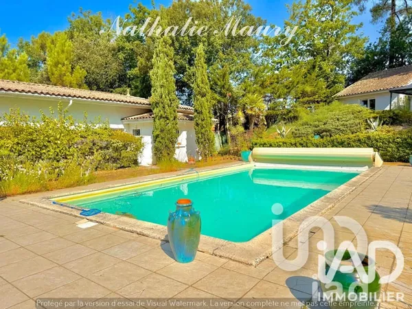Maison 9 pièces 290 m²