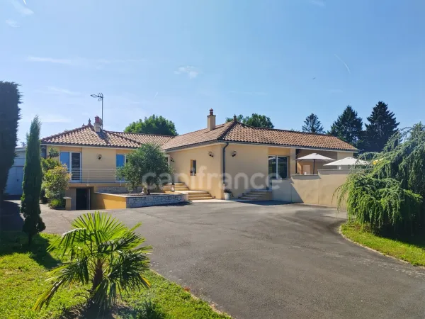 Maison 6 pièces 180 m²