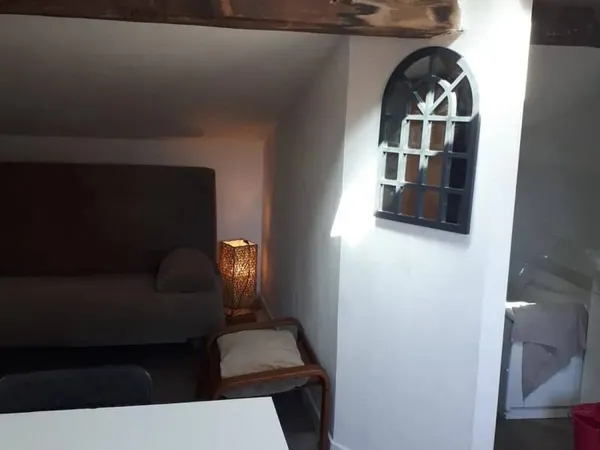Studio 1 pièce 14 m²