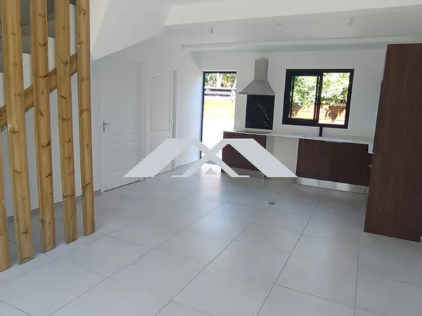 Maison F4 à Saint Louis