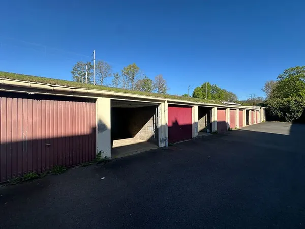 Parking / box Montigny Les Metz 15 m2