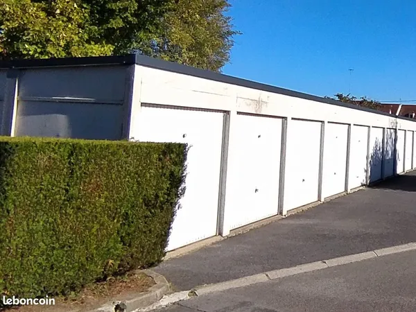Location Box-Garage fermé