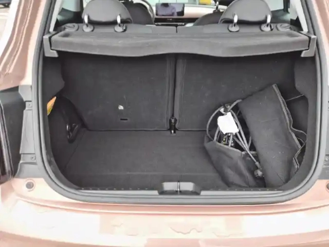 Fiat 500 3+1 e 118ch pack confort &amp; style my23 — photo 6