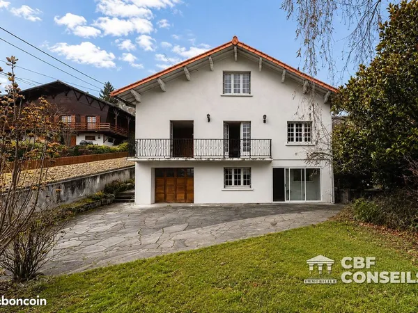 Maison 8 pièces 160 m²
