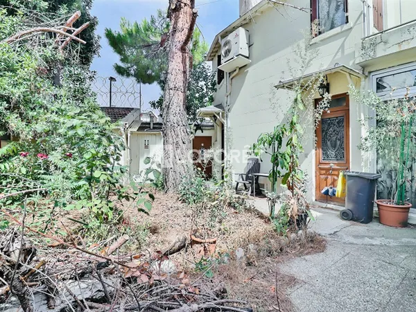 Maison 6 pièces 379 m²