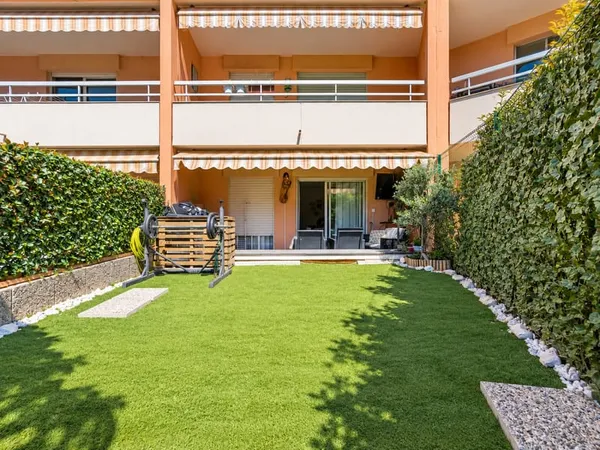 Résidence Eden Val Appartement 3 pièces avec jardin privat