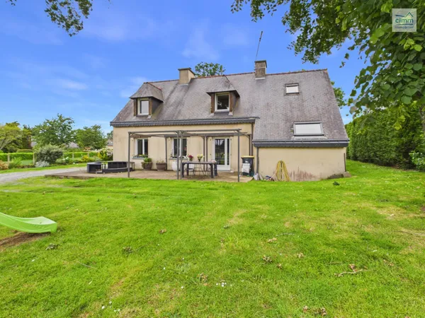 Maison de 138 m² sur un terrain de 10 340 m²