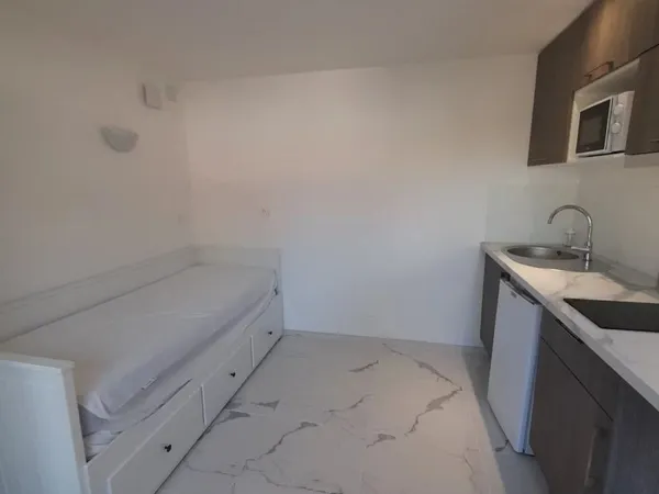Appartement 1 pièce 17 m²