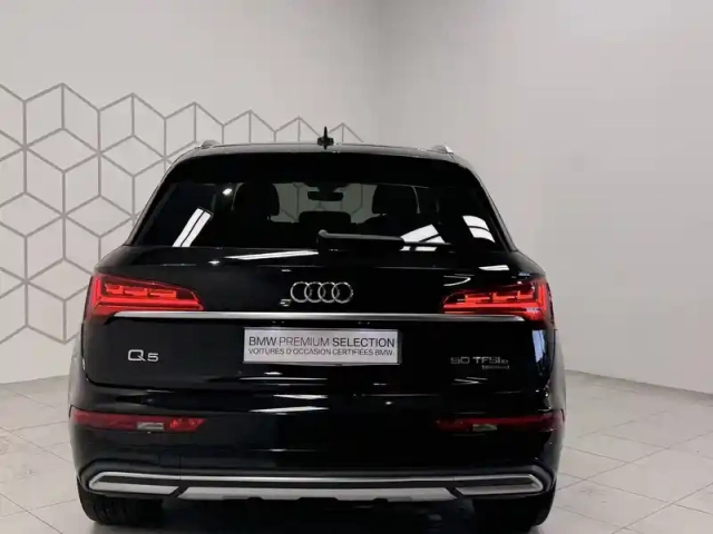 Audi Q5 50 tfsie 299 s tronic 7 quattro — photo 3