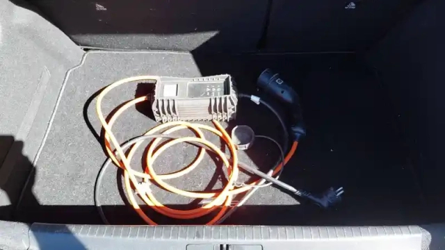 Peugeot 208 electrique 50 kwh 136ch — photo 15