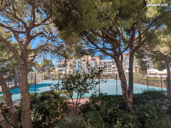 Location T2 bis pour étudiant, La Corniche