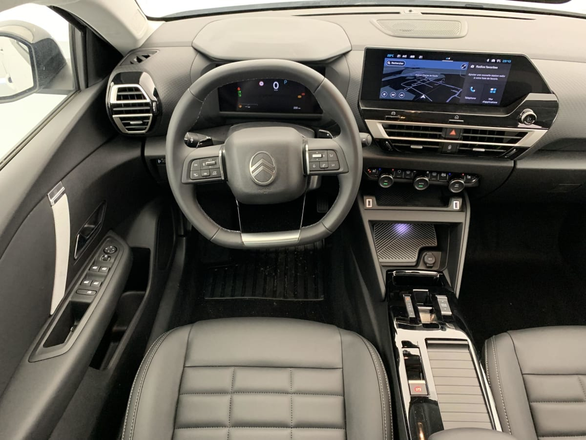 Citroën C4 — photo 13