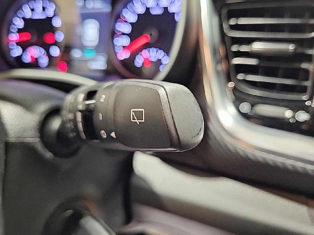 Kia Stonic 1.0 t-gdi 100 ch dct7 gt line premium — photo 19