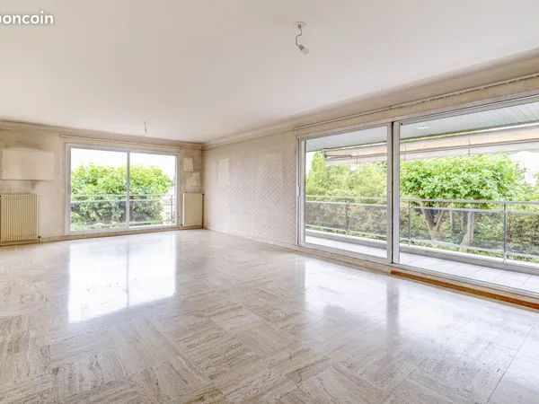 Appartement 4 pièces 143 m²