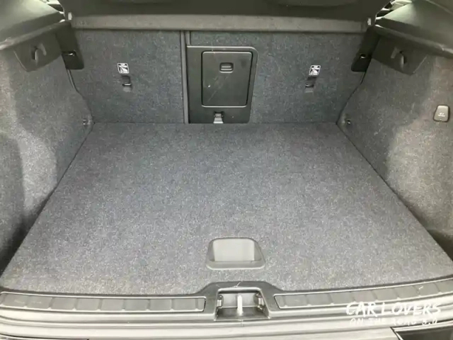 Volvo Xc40 t4 recharge 129+82 ch dct7 — photo 15
