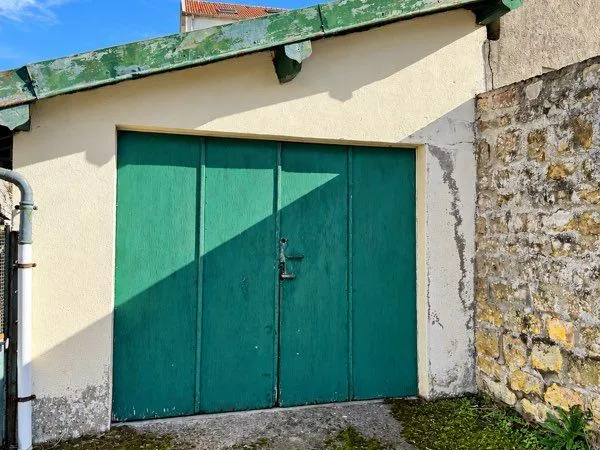 Garage 30 m² - Possibilité de transformation en studio