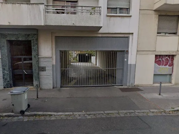 Garage et parking Location Lyon 70€