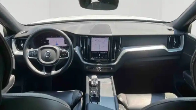 Volvo Xc60 t6 recharge awd 253 ch + 145 ch geartronic 8 — photo 5