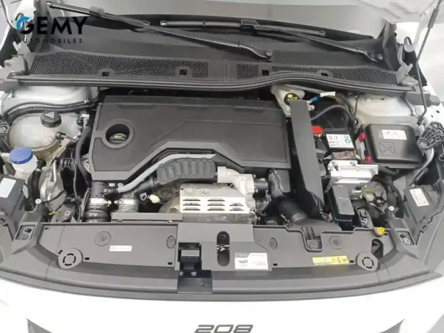 Peugeot 208 hybrid 100 e-dcs6 — photo 12