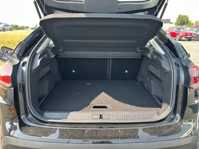 Citroën C4 e- 136 ch automatique — photo 6
