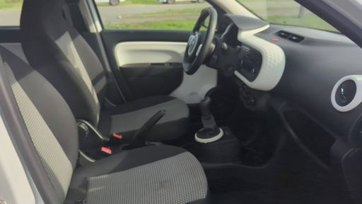 Renault Twingo 1.0 SCe 70 - Zen – 2017 – 94028 km – Essence – Boîte Manuelle — photo 13