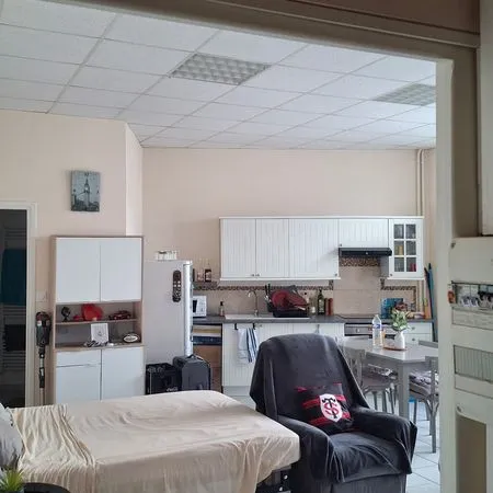 Studio 36 m² - RDC - cuisine équipée - jardin commun - Le Rouget