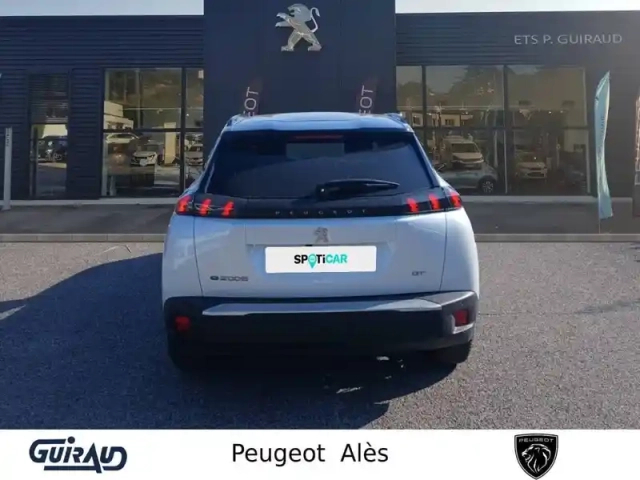 Peugeot 2008 electrique 136 ch — photo 6