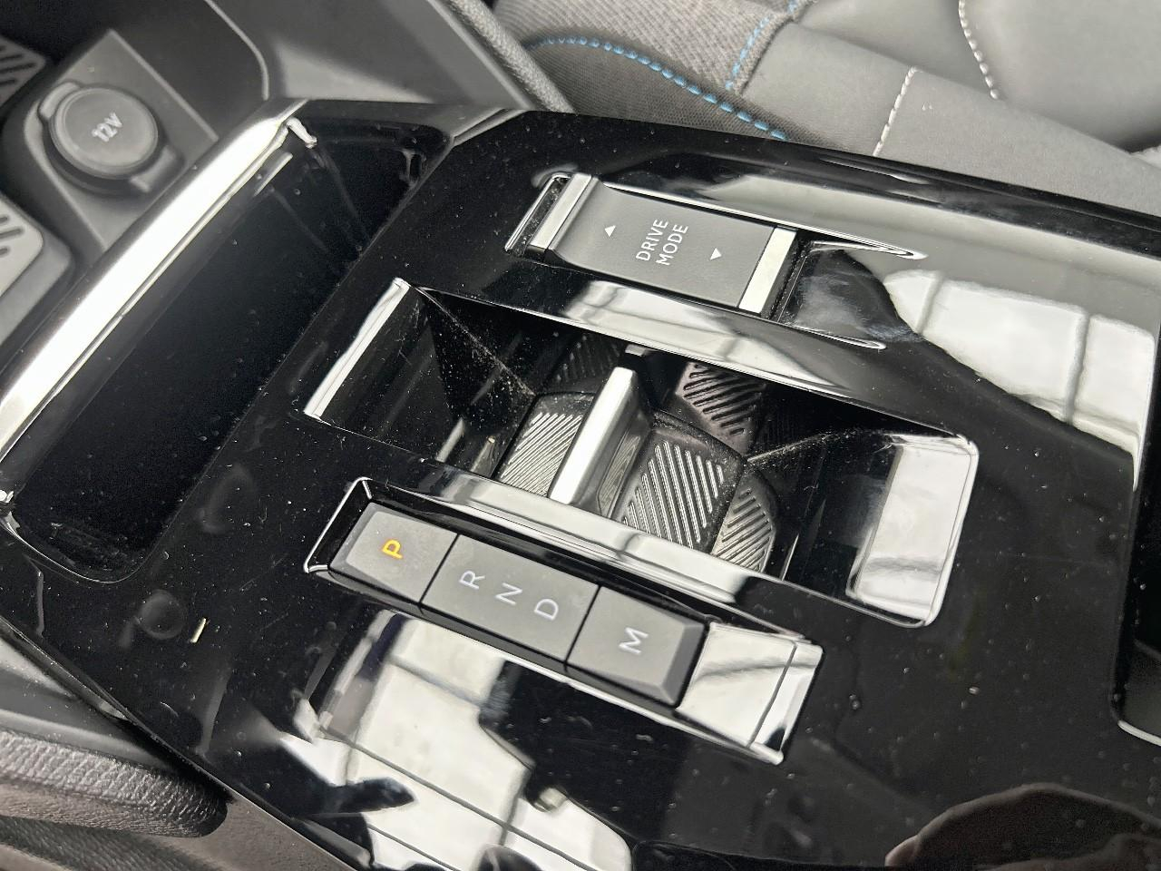 Citroën C4 X puretech 130 s&s eat8 shine — photo 17