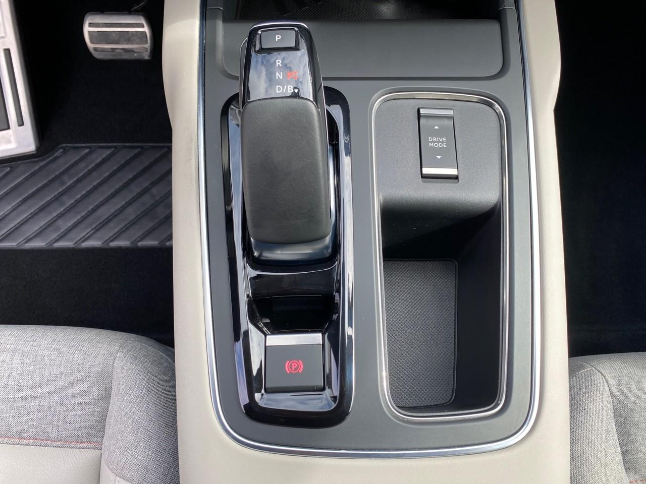 Citroën C5 Aircross hybrid 225ch shine pack e-eat8 — photo 13