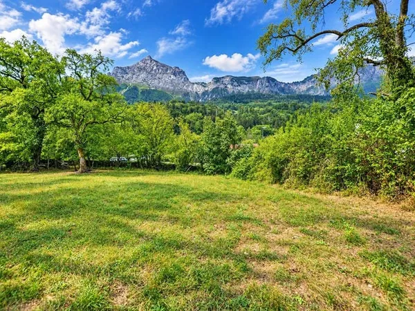 Terrain 1129 m²