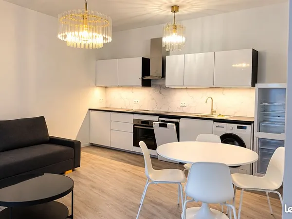 Location meublée 40m2 centre ville Pertuis
