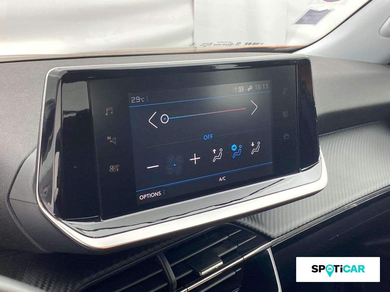 Peugeot 2008 1.2 puretech 100ch s&s active pack — photo 13