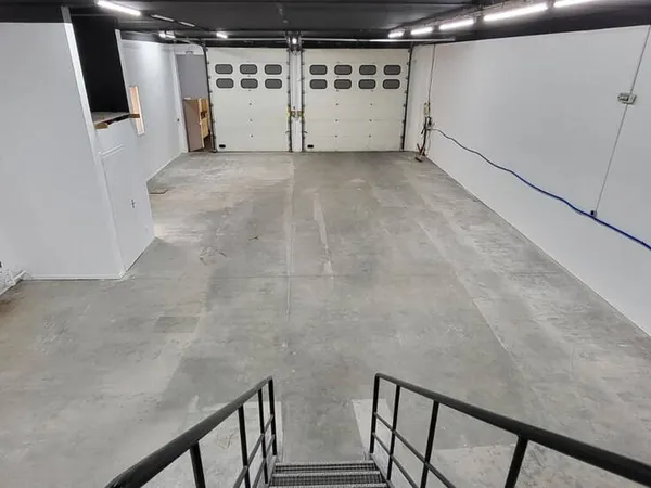 Local d'Activités & Bureaux - Brignais