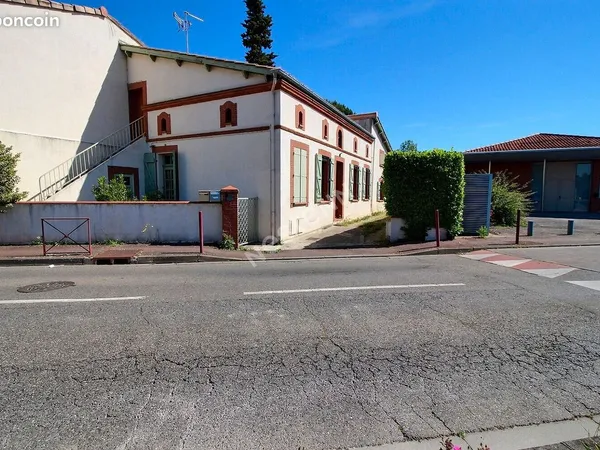 Maison 5 pièces 205 m²