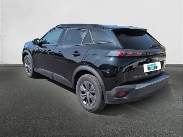 Peugeot 2008 electrique 136 ch — photo 7