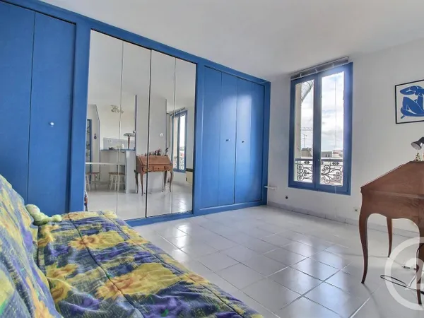 Studio 1 pièce 28 m²