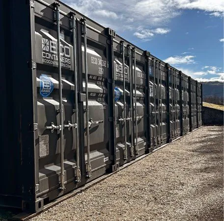 Location box, entrepôts, containers, espace de stockage garde-meuble
