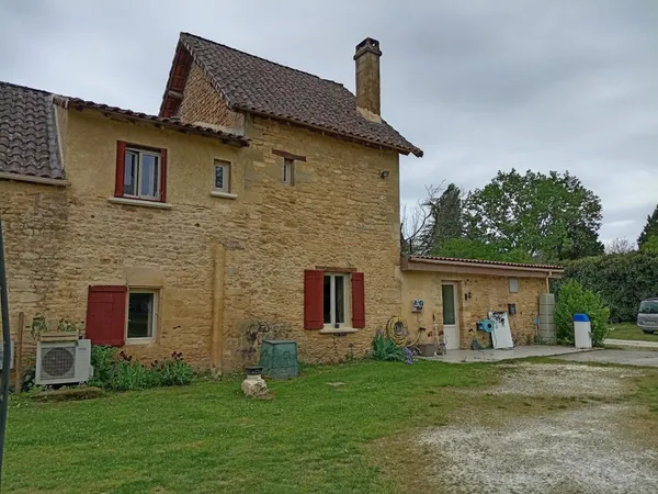 Belle maison en pierre