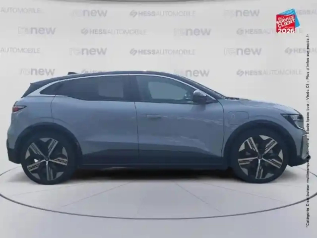 Renault Megane e-tech electric ev60 220ch iconic super charge -b — photo 4