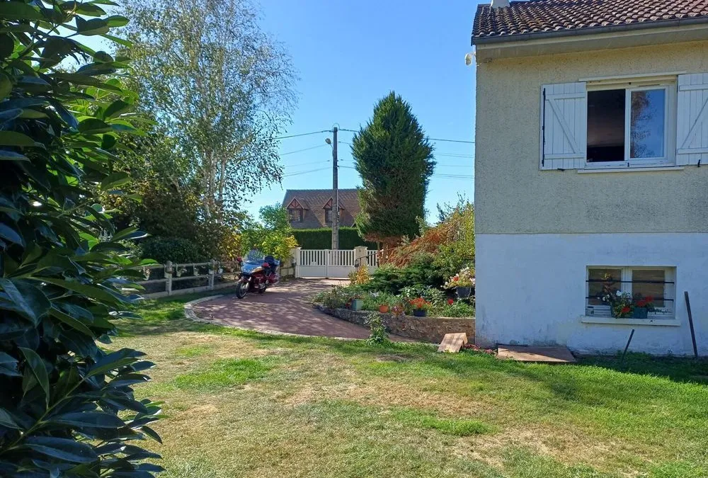Photo 3